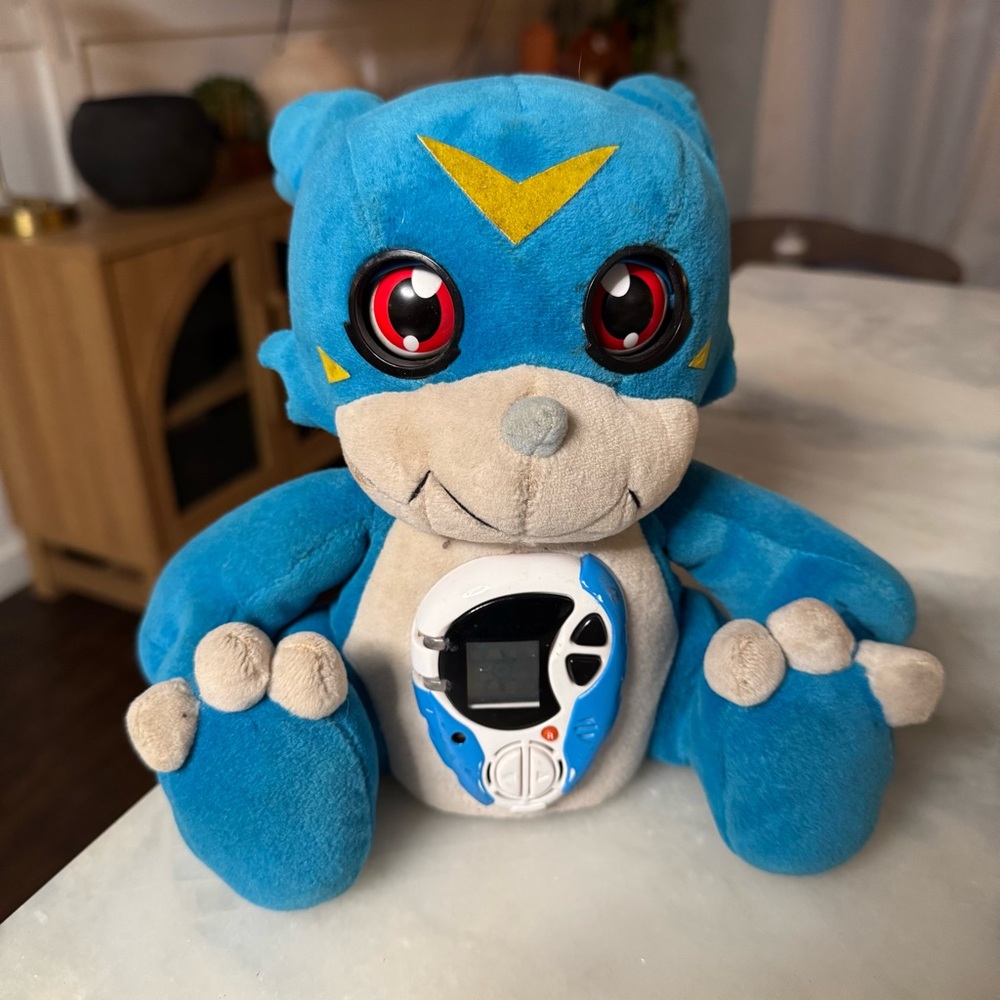 2000 digimon interactive toy animated very rare! collectable
'"veemon"
